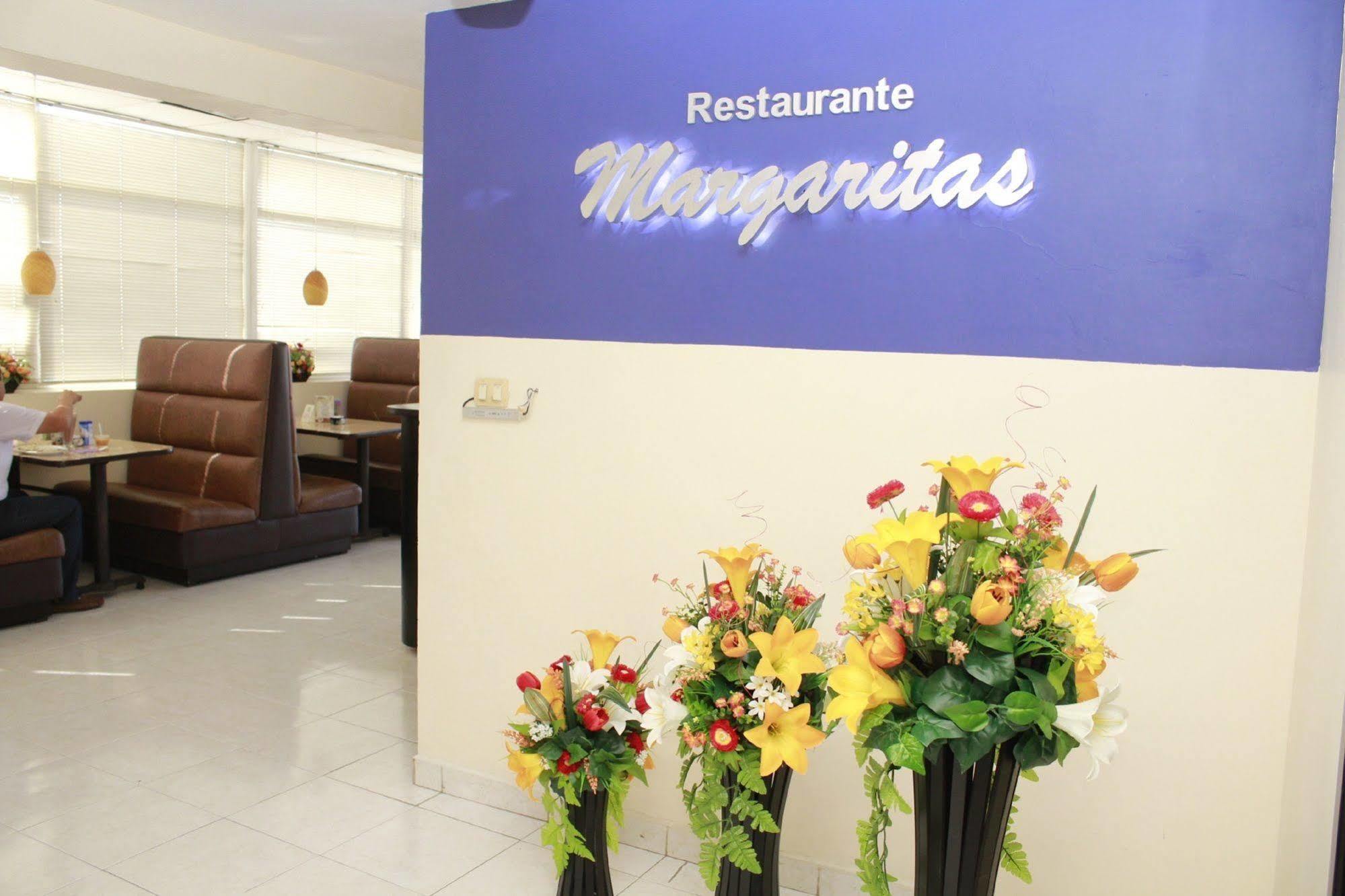 Hotel Villa Margaritas Вильяэрмоса Экстерьер фото